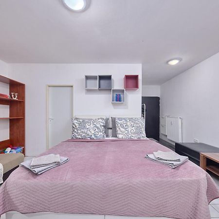 Relax Apartment Bratislava Extérieur photo